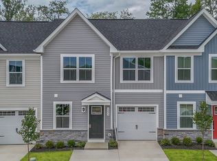 1292 Divot Cir, Akron, OH 44319