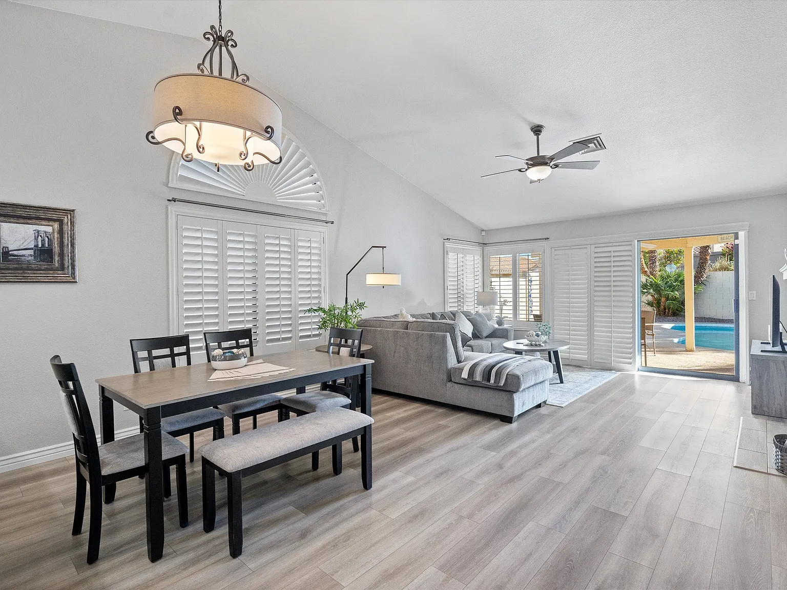 3 bed, 1334 sqft, $3,200 — Photo 4
