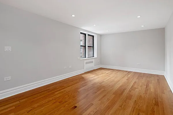 Rented by Keller Williams NYC | media 24