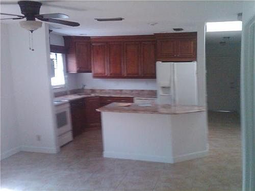 2nd image of 18 Bethesda Park Cir