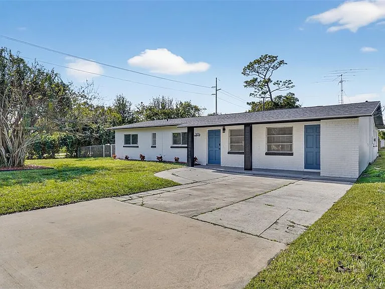 3034 Touraine Ave — Photo 2