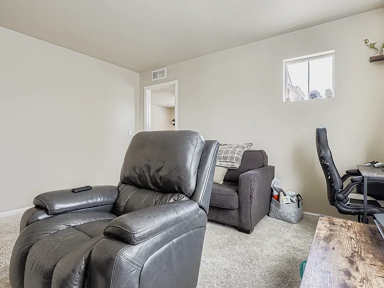 8219 S Trails Edge Ct — Photo 15