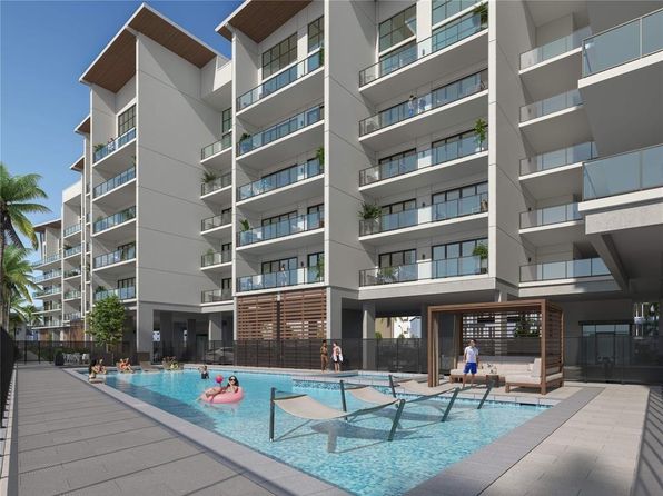 665 Tiki Dr #405, Galveston, TX 77554
