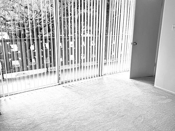 3rd image of 203 Montana Ave APT 101
