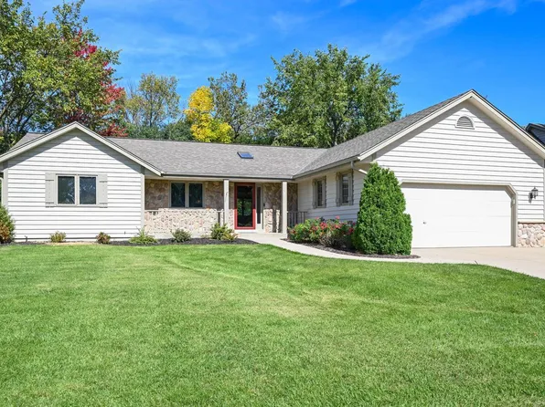 N52W14406 Thornhill DRIVE, Menomonee Falls, WI 53051