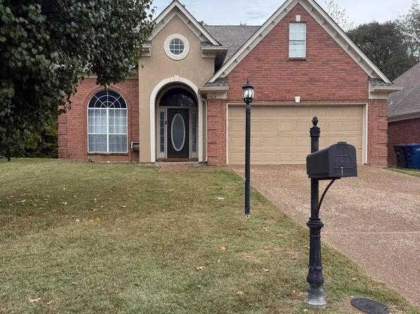 9964 Woodland Bend Dr, Arlington, TN 38002