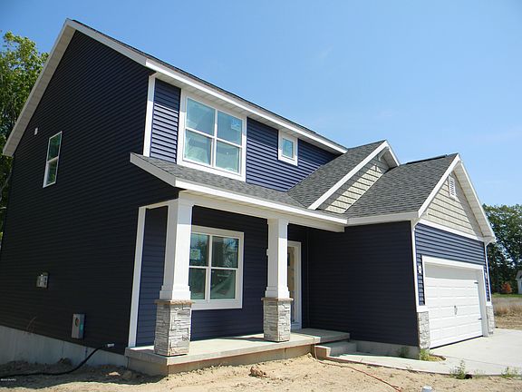 3rd image of 471 Sessions Wood N