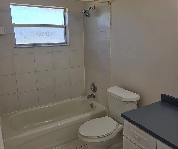245 Meadow Rd — Photo 10