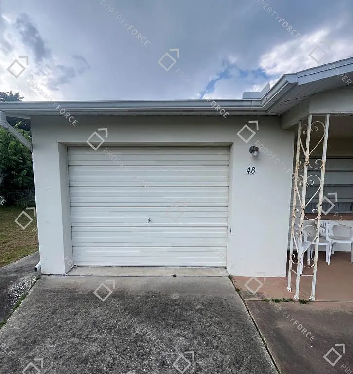 48 S Lucille St — Photo 2