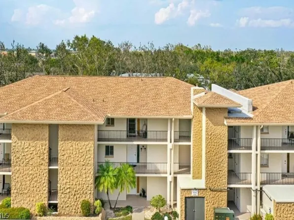 2100 Barkeley Ln APT 19, Fort Myers, FL 33907