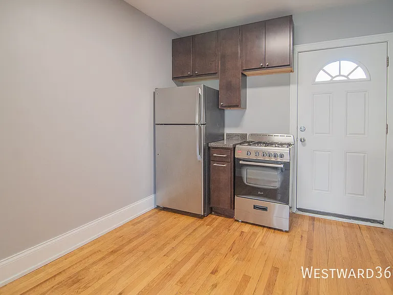 2422 W Fargo Ave #2 — Photo 10