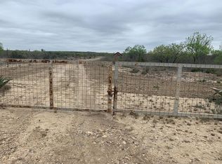 203 Sunset Loop, Eagle Pass, TX 78852