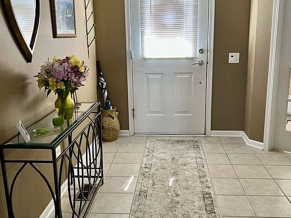 2nd image of 3250 Bagatelle Ln