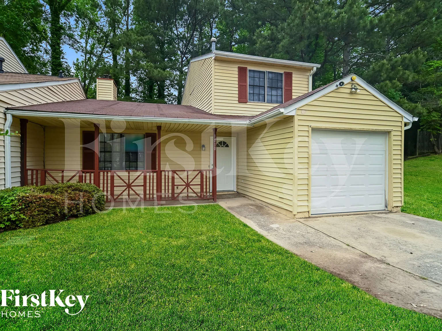 4 bed, 2.5 bath, 1492 sqft, $2,165 — Photo 2