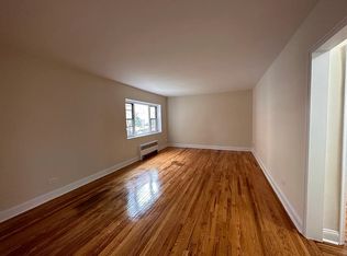 42-28 201st St #E1, Bayside, NY 11361