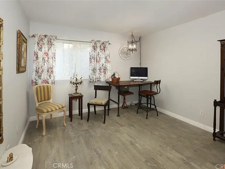 18640 Collins St #116 — Photo 14