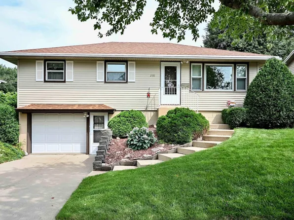 2311 18th St NW, Rochester, MN 55901