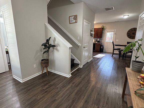 2nd image of 280 Morning Dr