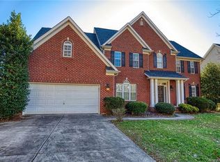12024 Farnborough Rd, Huntersville, NC 28078
