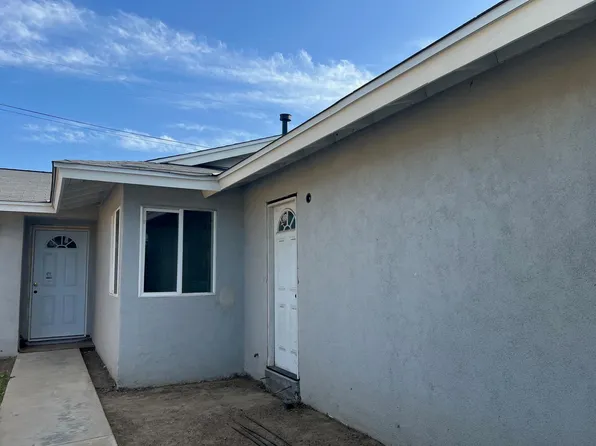 1565 Bluejay Circle, Hanford, CA 93230