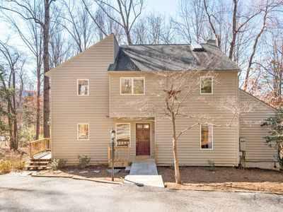 274 Grey Dove Ln, Charlottesville, VA, 22903
