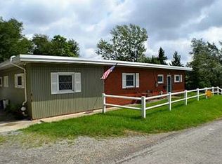 934 Caroline St, Latrobe, PA 15650