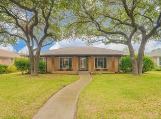 7306 Hunnicut Rd, Dallas, TX 75227