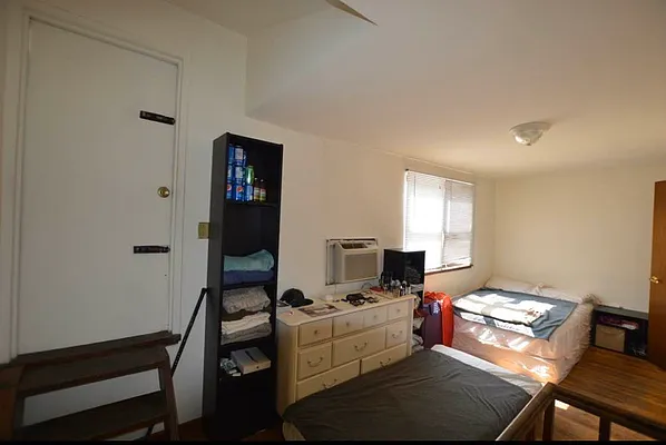 Rented by Street Realty Brokerage LLC | media 3