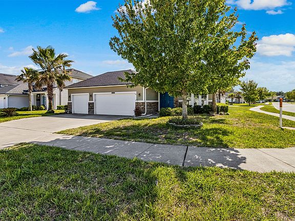 3rd image of 85420 Amaryllis Ct