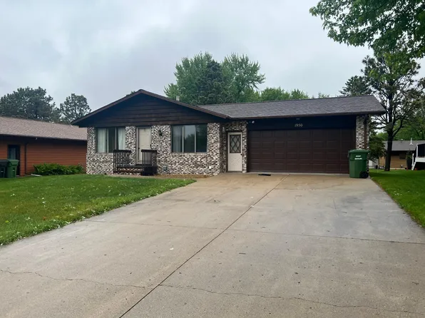 1950 Summit Ave, Worthington, MN 56187