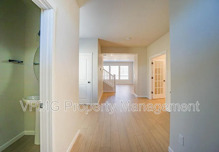 18300 NE 14th St — Photo 2