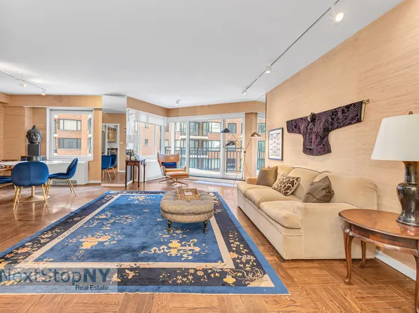 60 Sutton Place South image 1 of 13