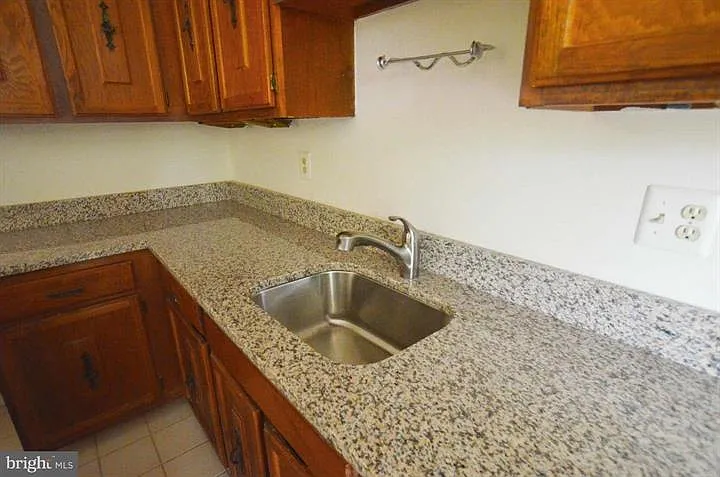 5533 Cabat Lake Ct — Photo 4