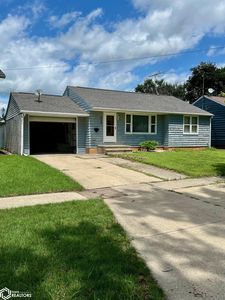 909 1st Ave SE, Clarion, IA, 50525