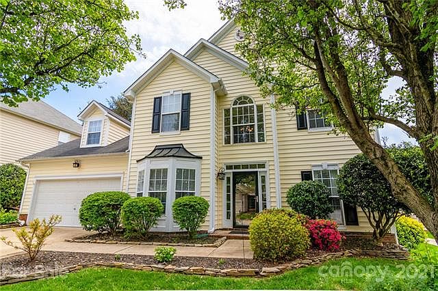 1st image of 127 Foxtail Dr