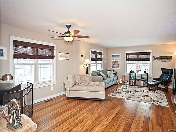 5th image of 2682 Mill St