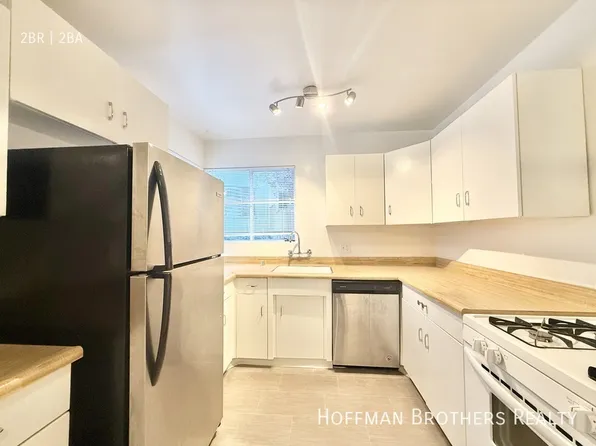 11950 Laurelwood Dr APT 1, Studio City, CA 91604