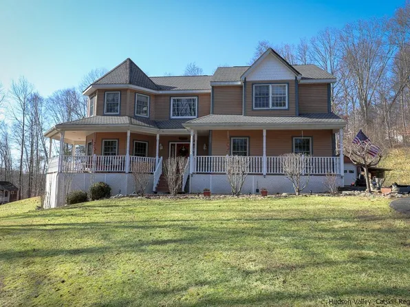 26 Dorothy Drive, Pine Bush, NY 12566