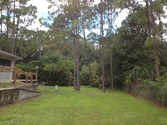 4th image of 3930 Little Creek Dr