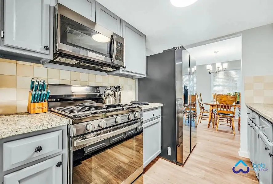 Building Photo - 8802 Long Beach Cir