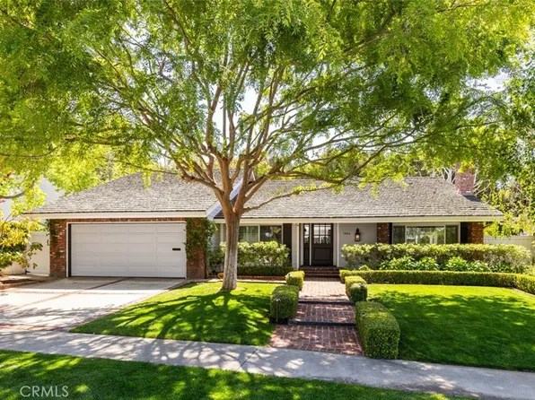 1844 Newport Hills Dr E, Newport Beach, CA 92660