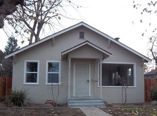 327 Osmun Ave, Clovis, CA 93612