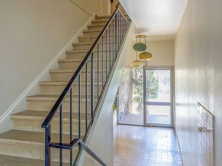 96 Crestline — Photo 13