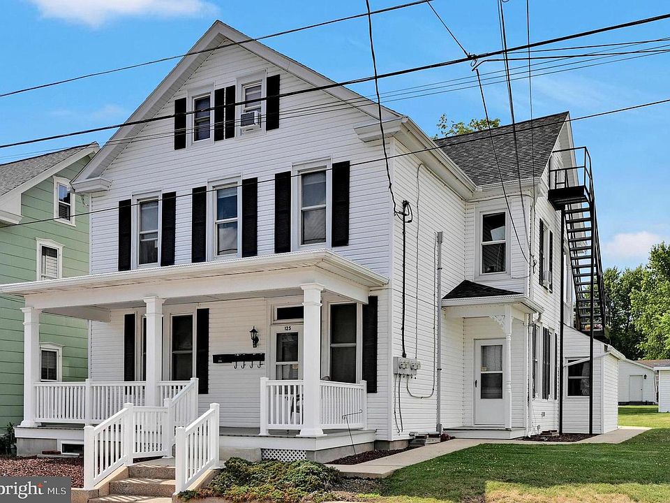1st image of 125 E Washington St