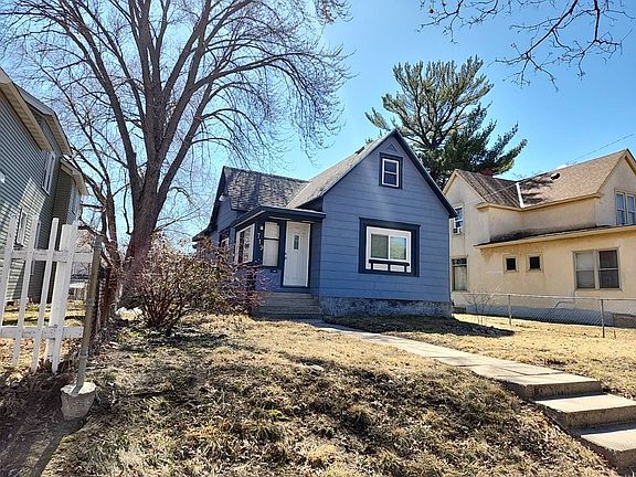 3rd image of 719 31st Ave N