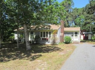 20 Skating Rink Rd, Hyannis, MA 02601