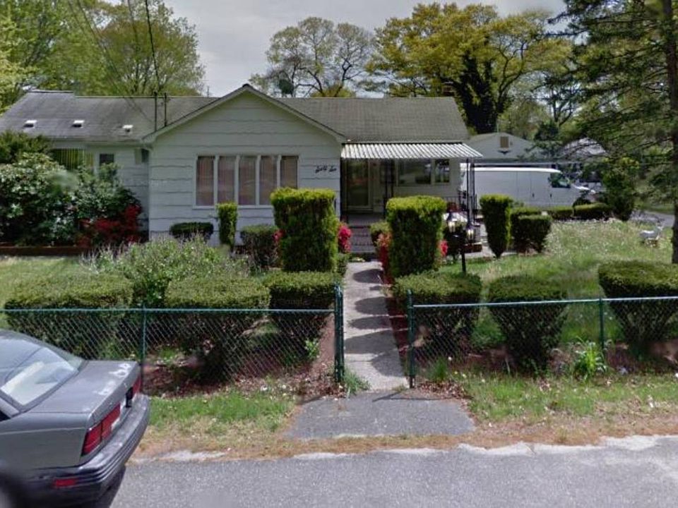 1st image of 66 Cedar Oaks Ave