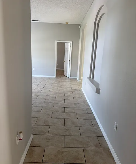 807 Palermo Ct — Photo 32