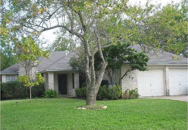 1st image of 717 Cactus Bend Dr