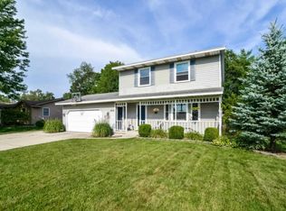 6866 Todd Ave, Jenison, MI 49428